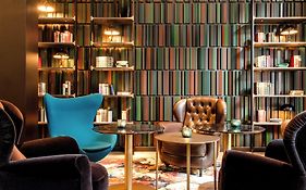 Motel One Frankfurt-Roemer